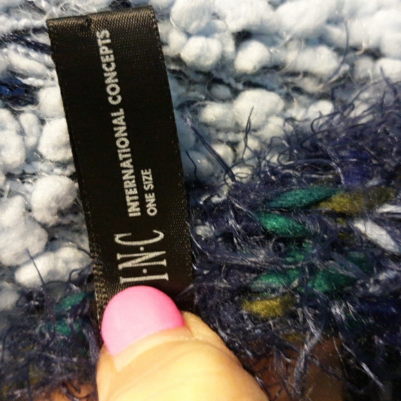 INC Fluffy Knit Winter Long Scarf Blue Cozy Warm Mixed Media Fringe Sparkles - Picture 9 of 9